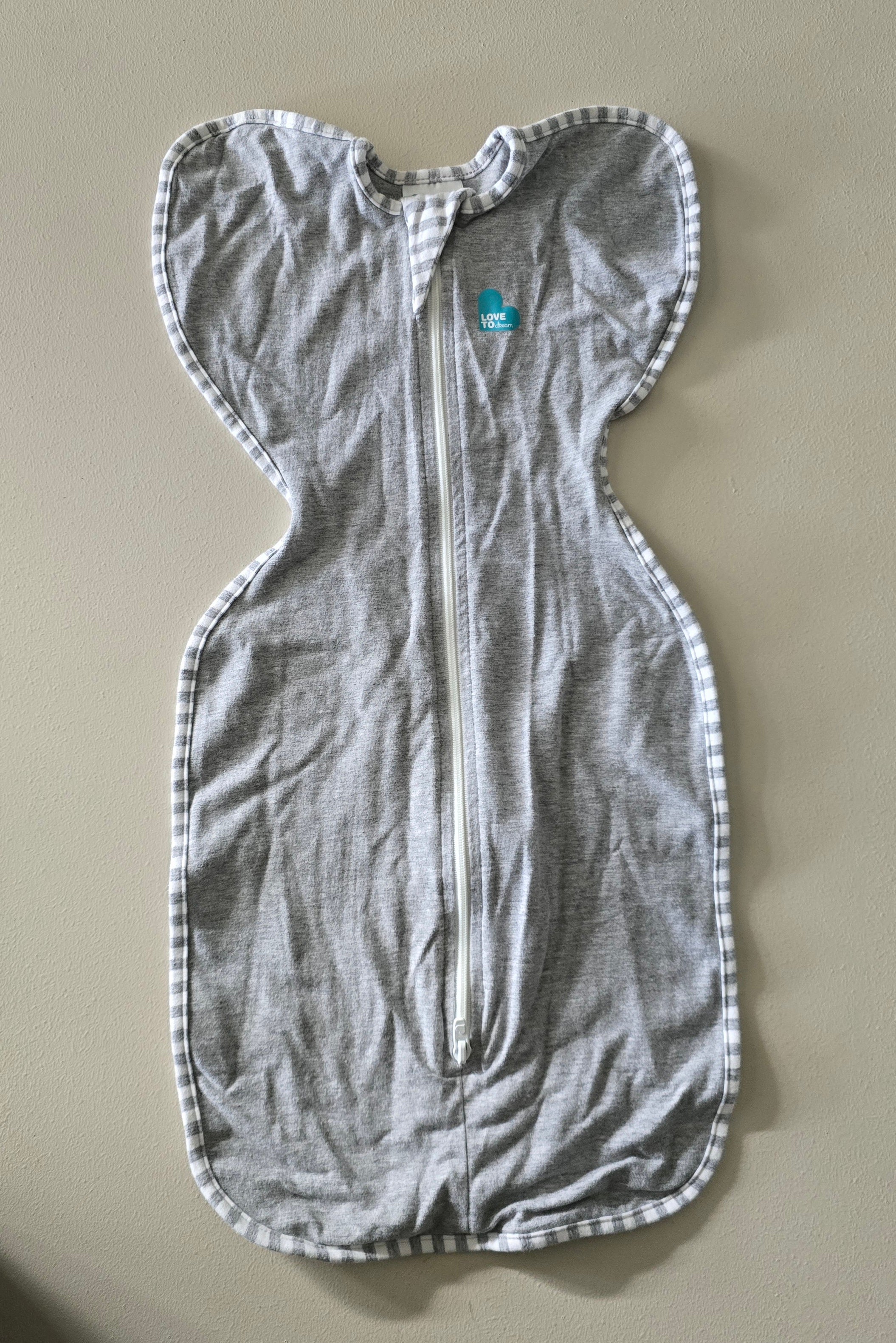 Love to Dream Swaddle (Newborn)