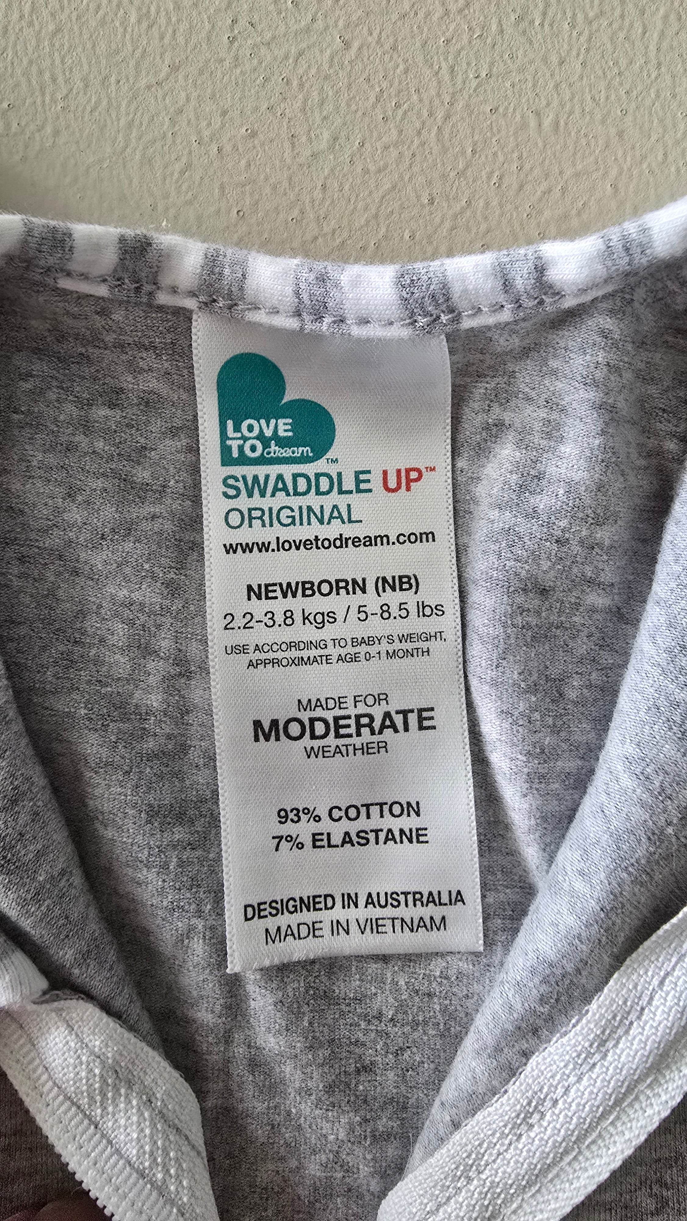 Love to Dream Swaddle (Newborn)