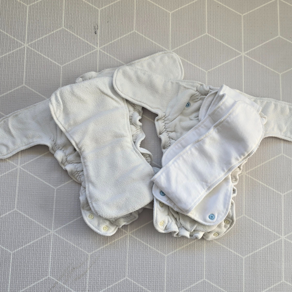 SECONDS/SECOND HAND | Baby Beehinds Night (M)