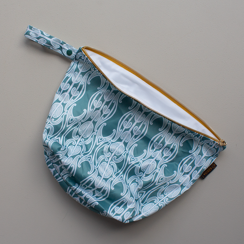Kekoa Wetbag | Medium Tiaki Sea (not absorbent)