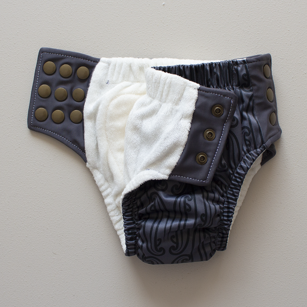 Kekoa Training Pant | Aka Matua Charcoal